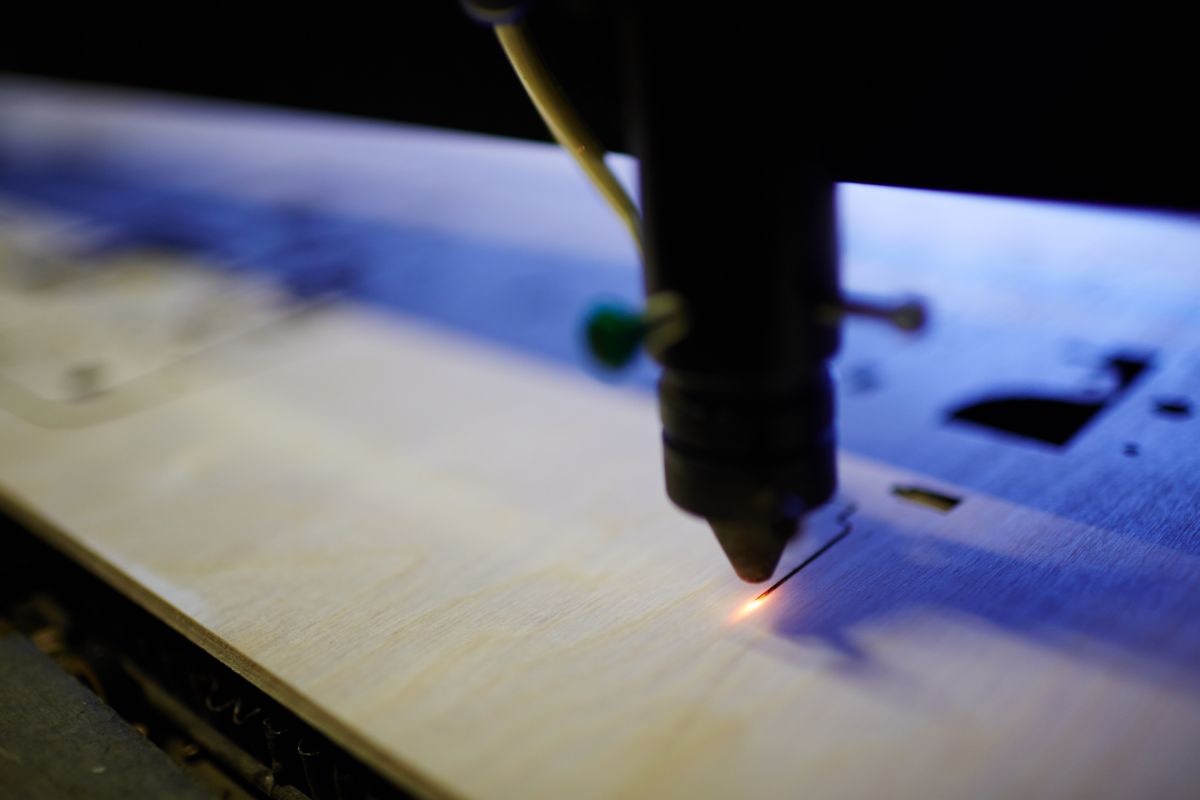 Laser engraves the design